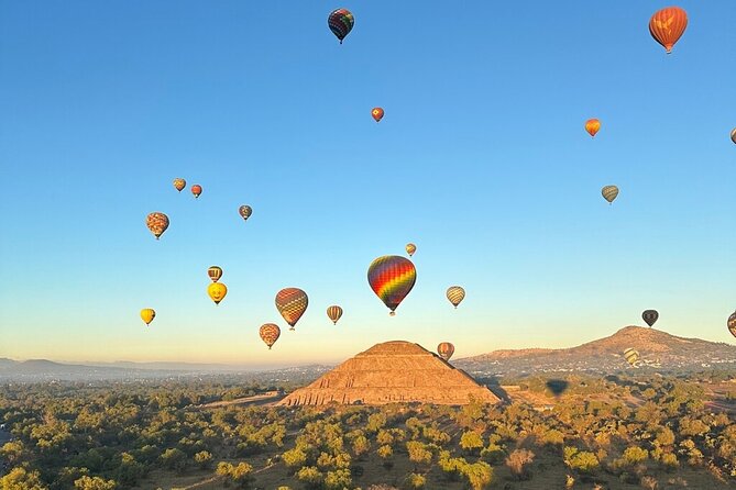 Unforgettable Balloon Flight + Tour of Teotihuacan - Leaving Mexico City before sunrise
