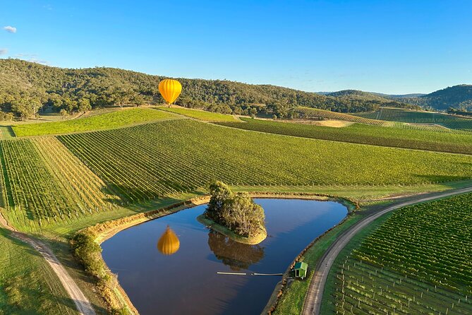 Yarra Valley Sunrise Balloon Flight with GoPro Photos - Before dawn at Pullman Melbourne on the Park